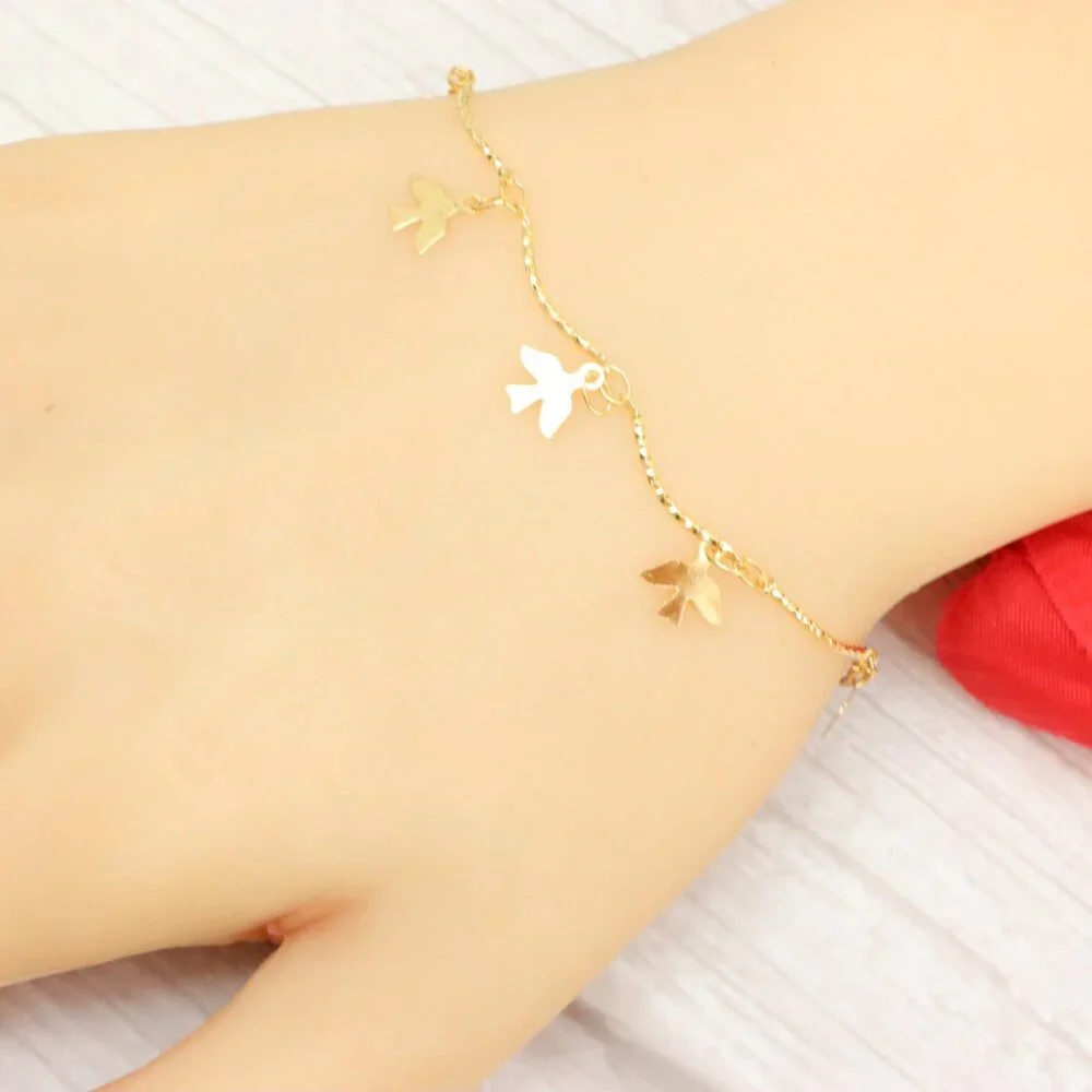 "Trendy Handmade Bracelet – A Thoughtful Gift for Girls & Women | UNVRC1032 - Picture 5 of 10
